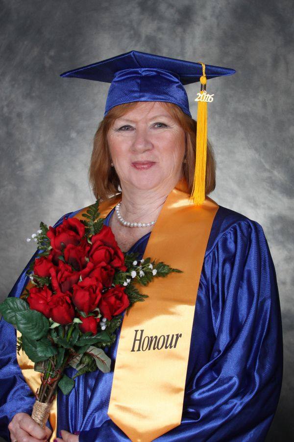 2016 Graduation Photo 35 – Toronto – Bay/Bloor Campus 2016 Graduation Photo 35 – Toronto – Bay/Bloor Campus