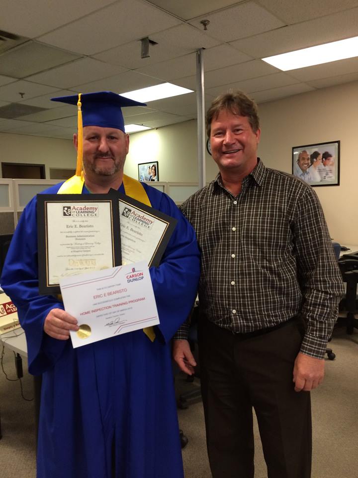 2016 Graduates Photo 1 – Kingston Campus 2016 Graduates Photo 1 – Kingston Campus