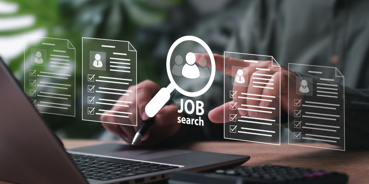 4 Tips for Utilizing LinkedIn to Find Your Dream Career